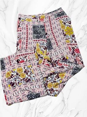 New York & Company white Multicolor Floral geometric printed pants size medium
